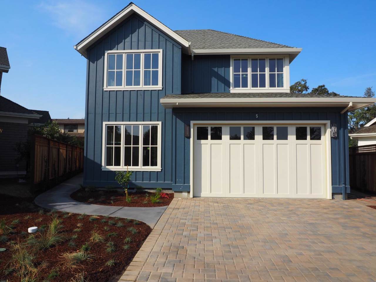 5 Ariana Ln - Photo 1