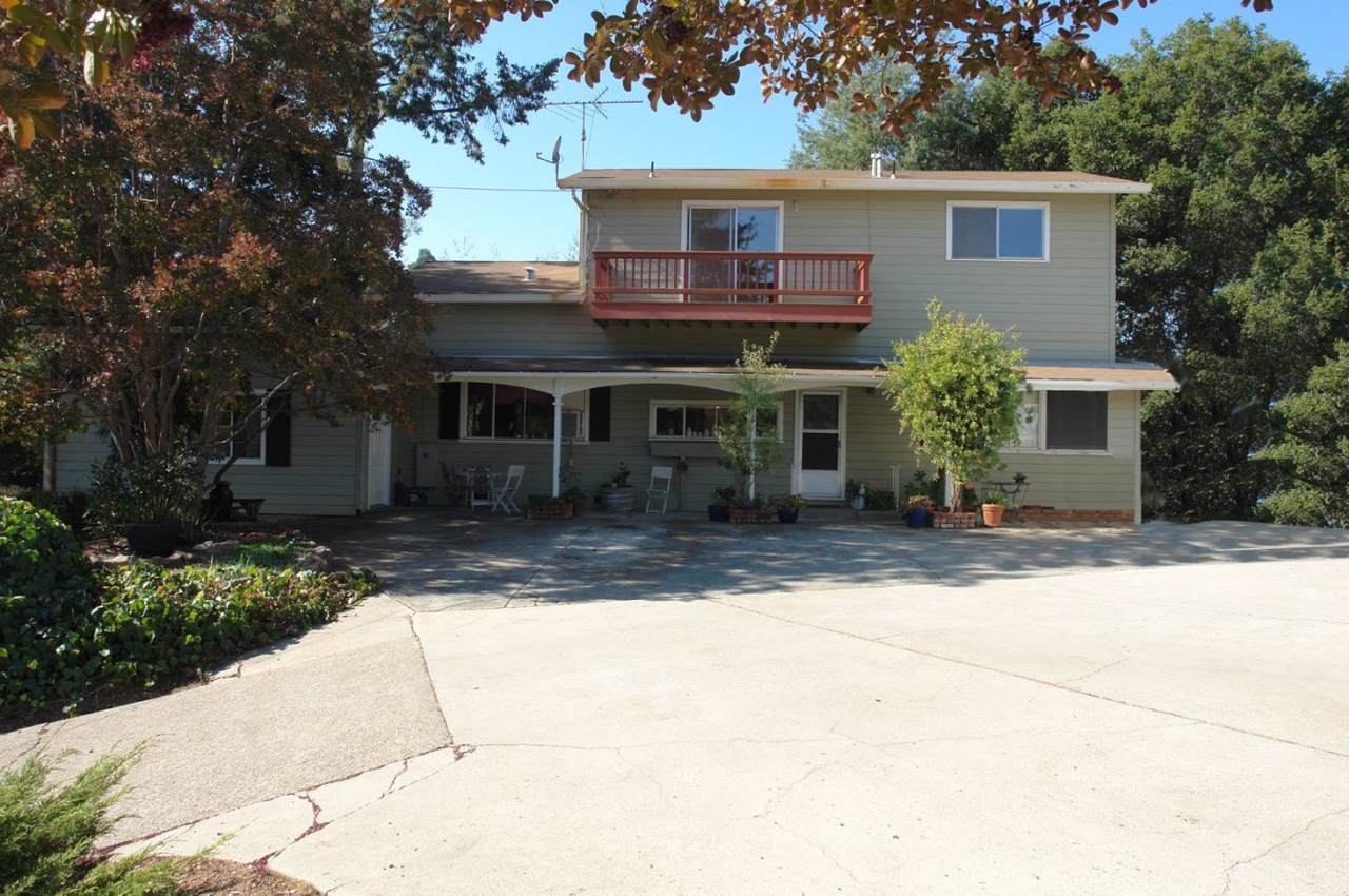 15931 Rose Ave - Photo 1