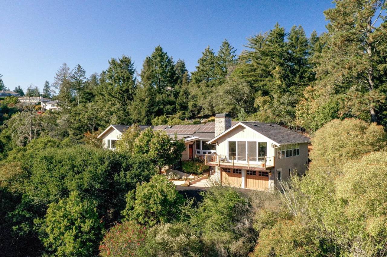 420 Oak Acres - Photo 1