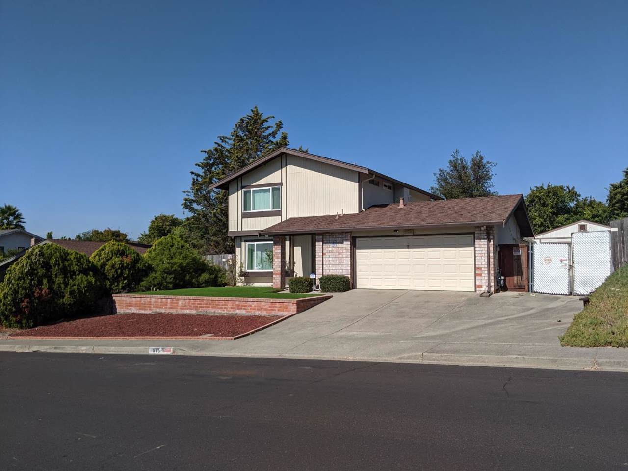 965 Viewpoint Blvd - Photo 1 965 Viewpoint Blvd - Photo 1