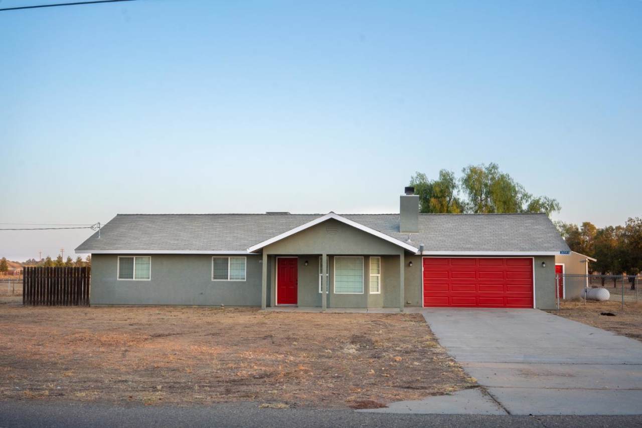 30593 Heather Ave - Photo 1