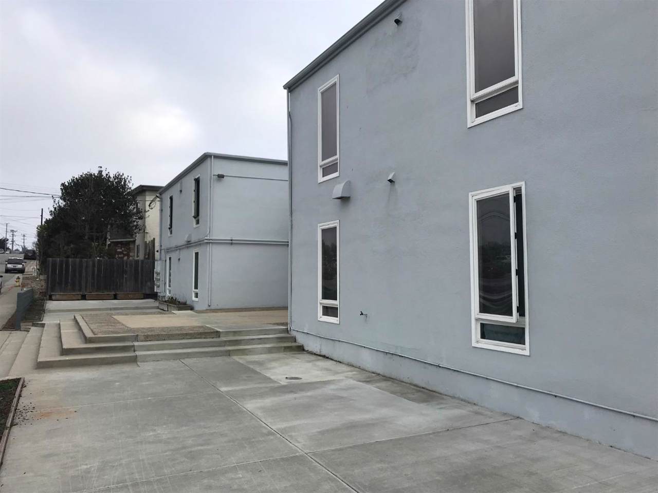 1184 Sonoma Ave - Photo 1