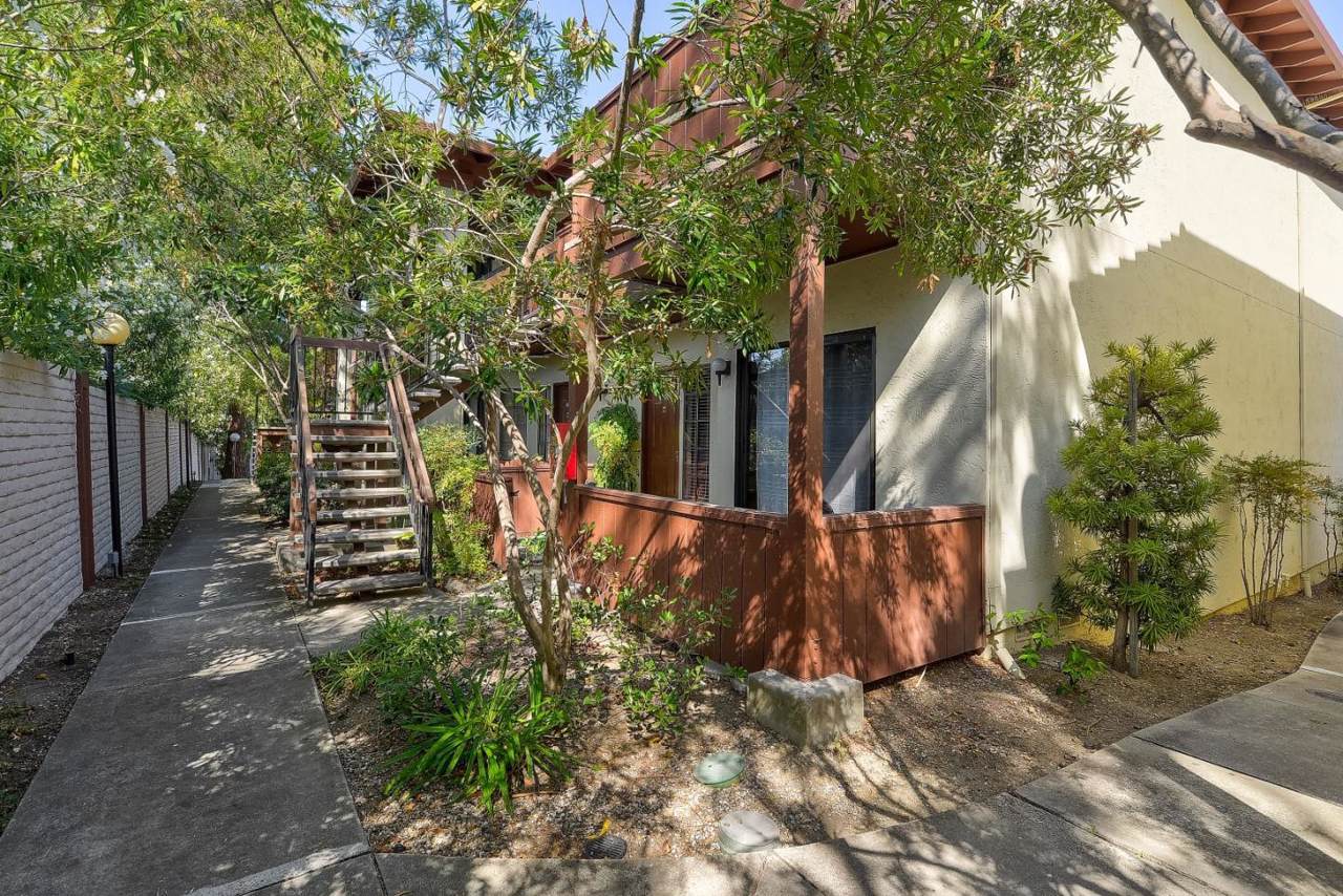 460 Costa Mesa Ter D - Photo 1
