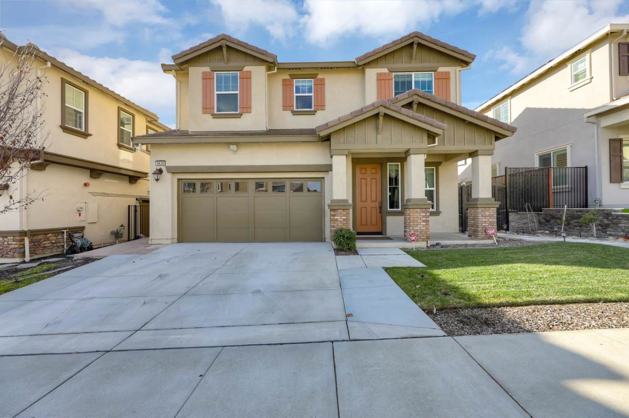 9628 Dominic Way - Photo 1