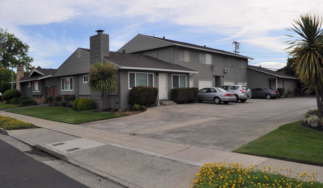 94 Winslow Ct - Photo 1