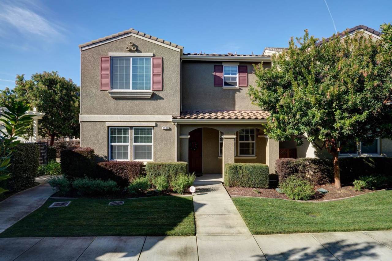 7934 Spanish Oak Cir - Photo 1