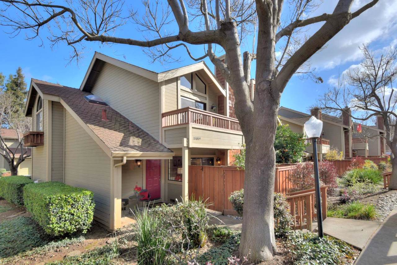 18009 Hillwood Ln - Photo 1