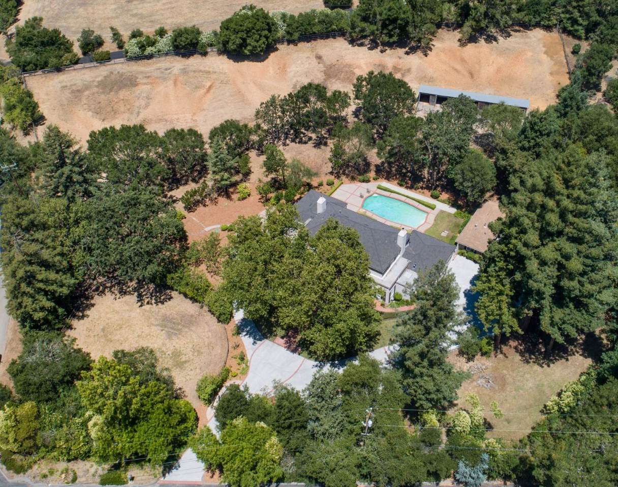 5 Zapata Way - Photo 1
