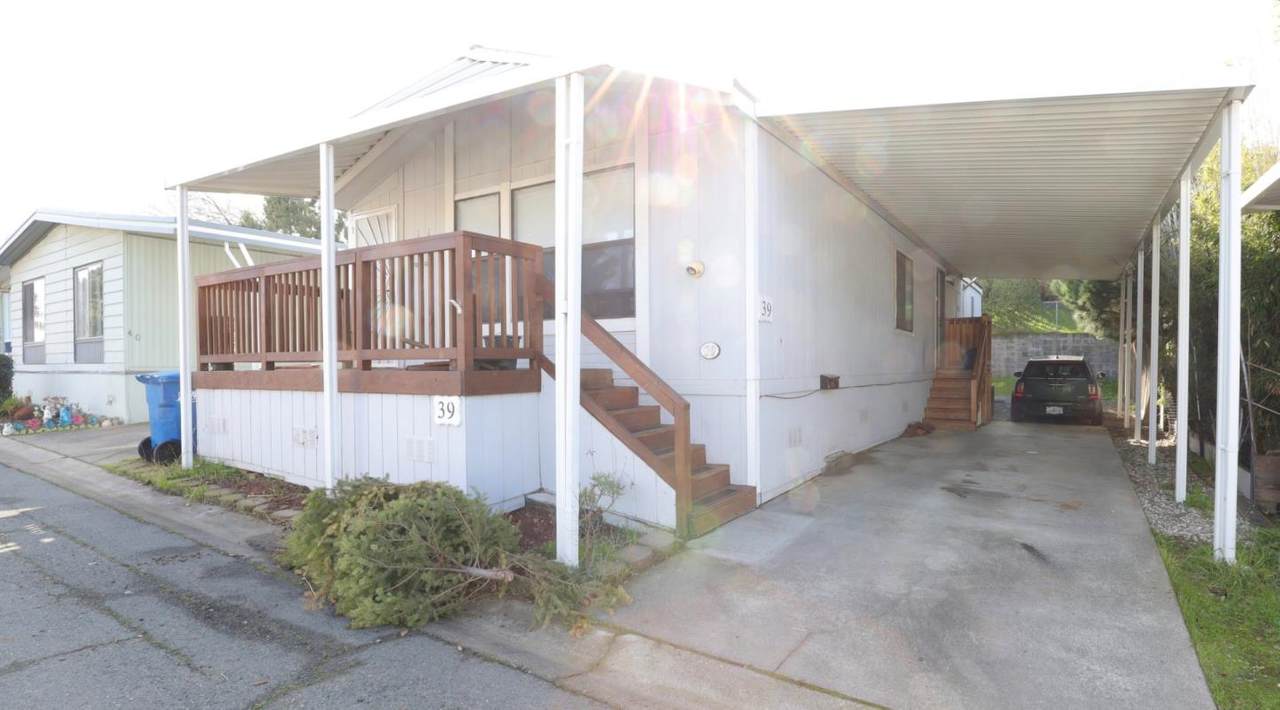 39 Roy Ln 39 - Photo 1