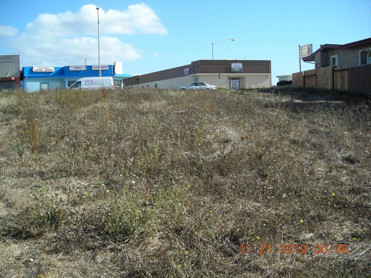 1037 Freedom Blvd - Photo 1