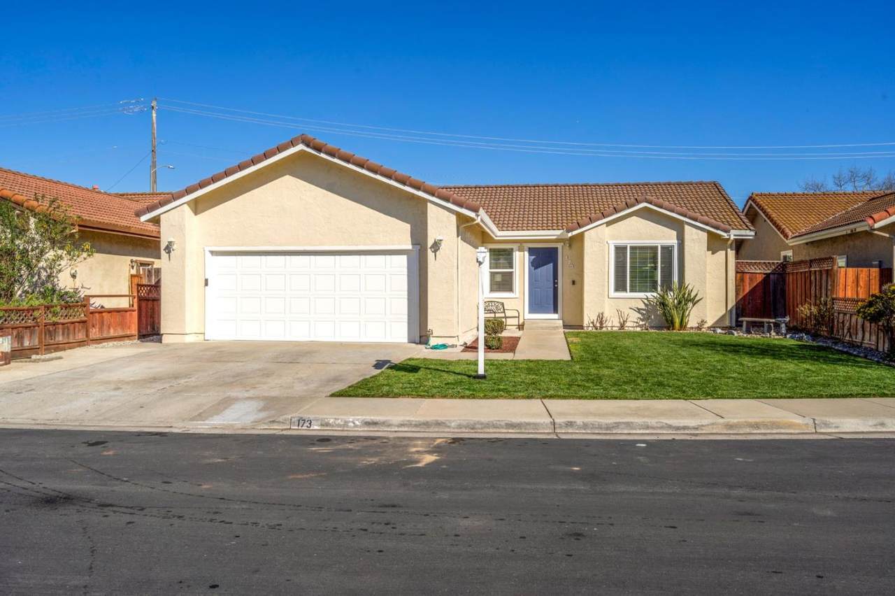 173 Bender Cir - Photo 1