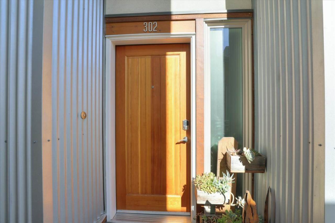 17590 Depot St 302 - Photo 1