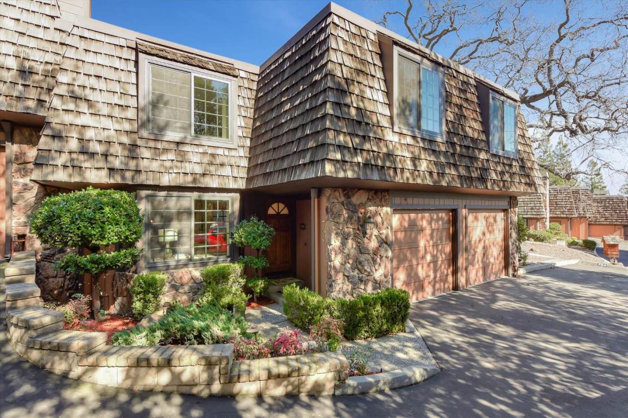704 Winchester Blvd - Photo 1
