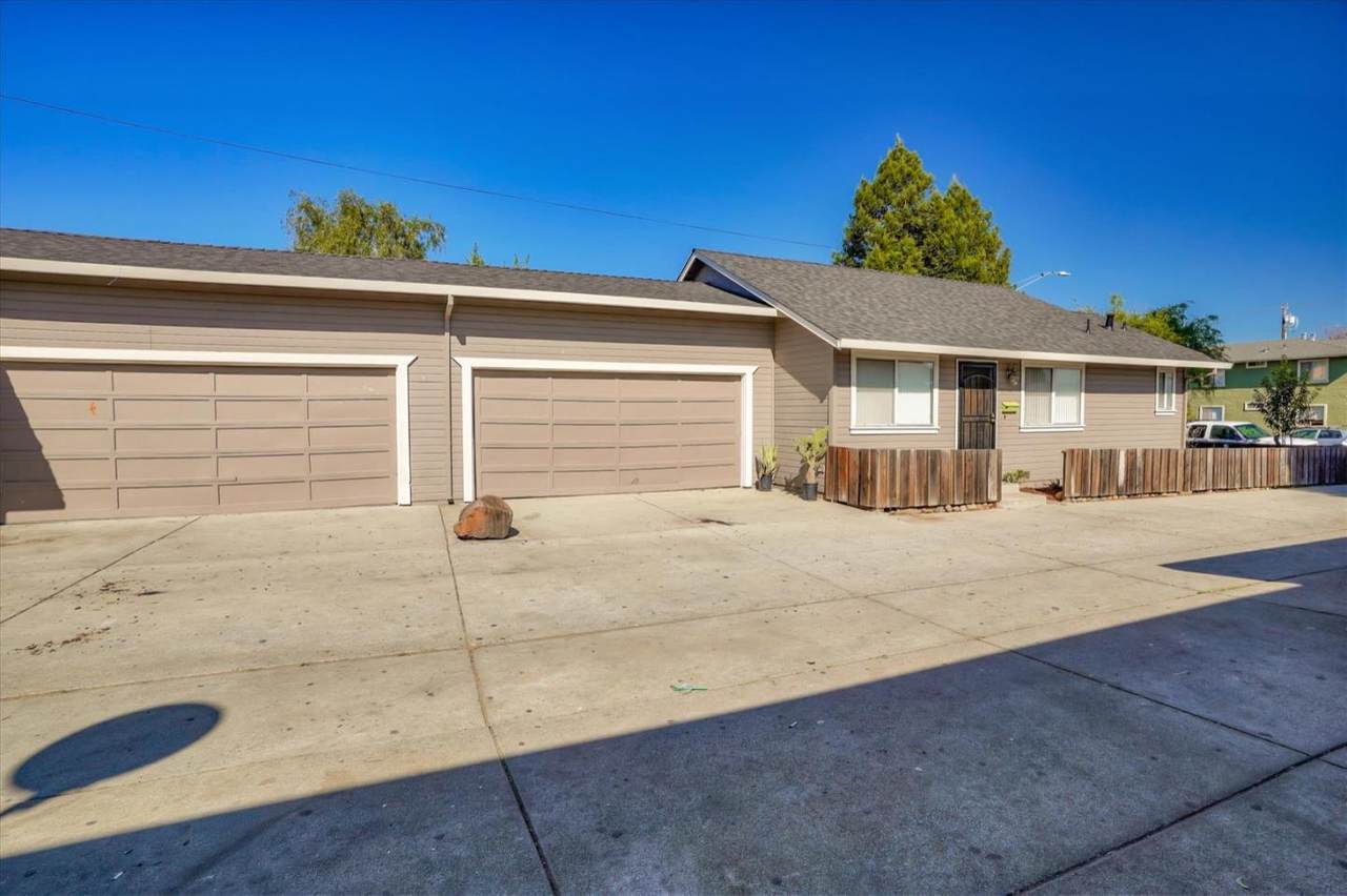 7151 Eigleberry St - Photo 1