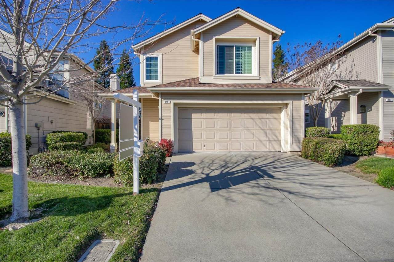 510 Valley View Ct - Photo 1