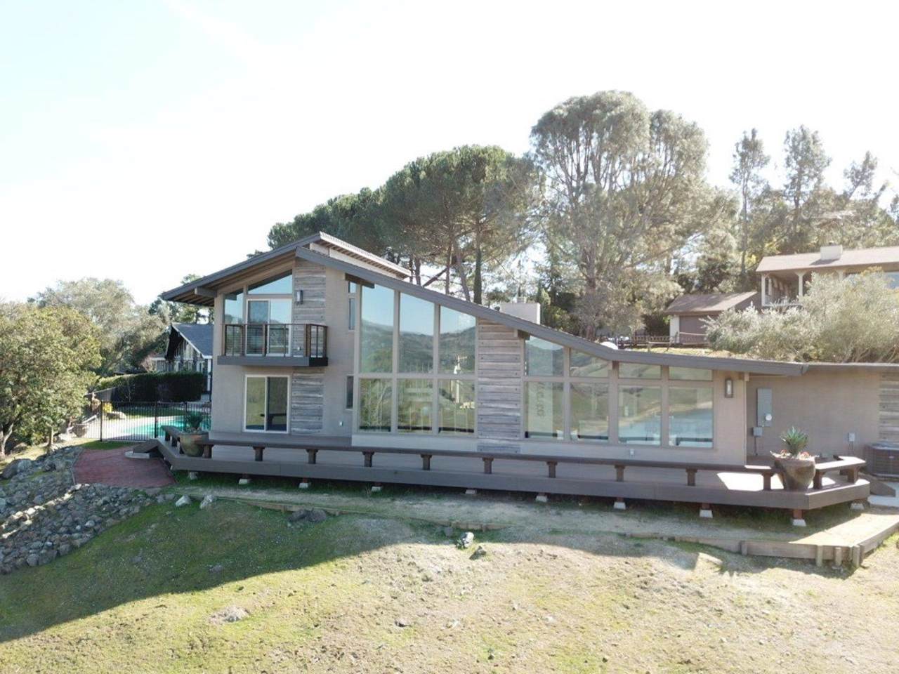 17575 Holiday Dr - Photo 1