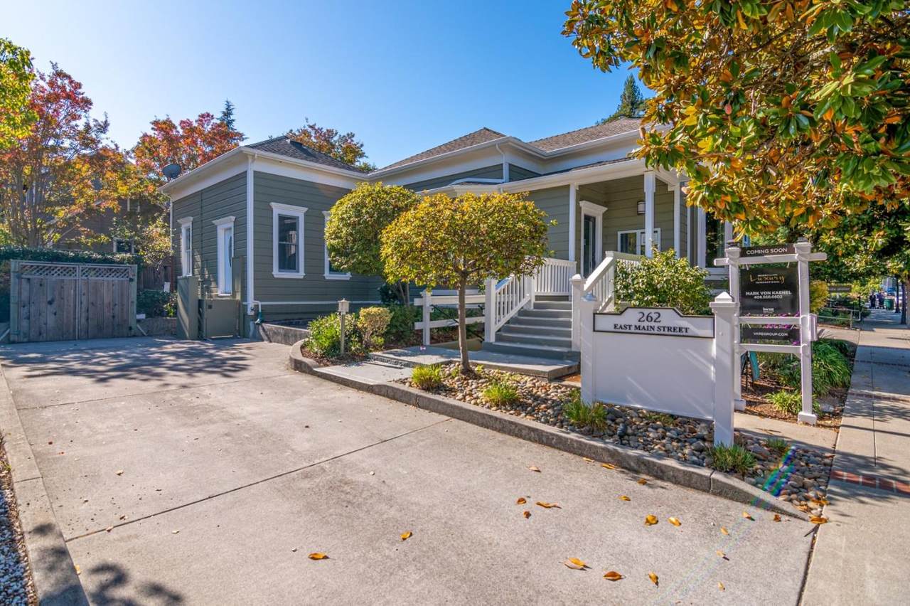 262 Main St - Photo 1