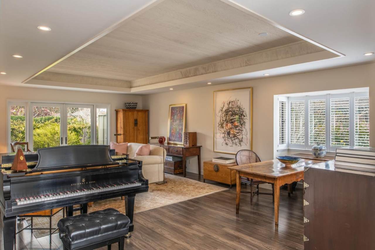 75 Del Mesa Carmel - Photo 1