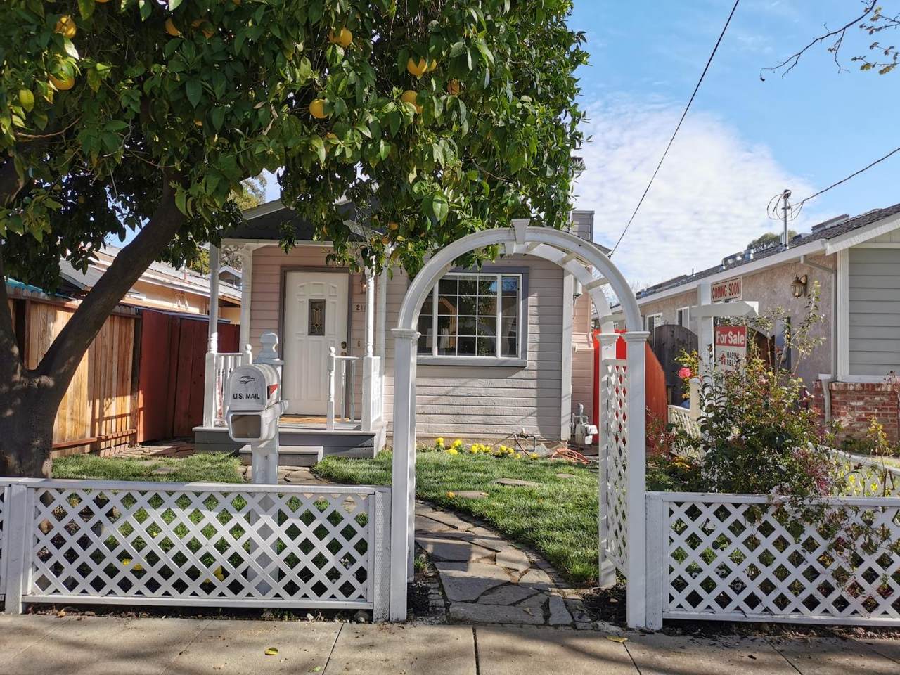 2188 Stanford Ave - Photo 1