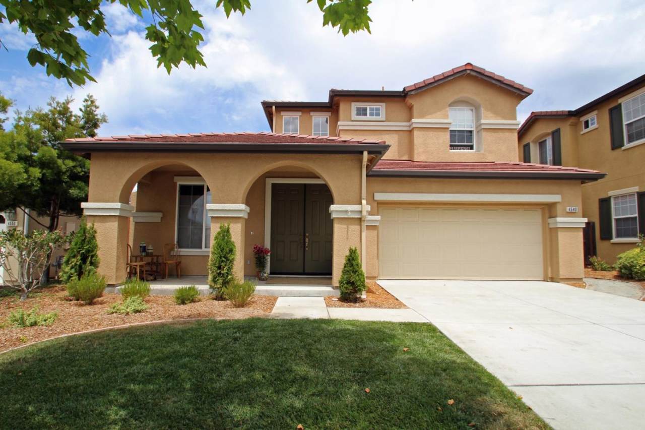 4540 Peninsula Point Dr - Photo 1