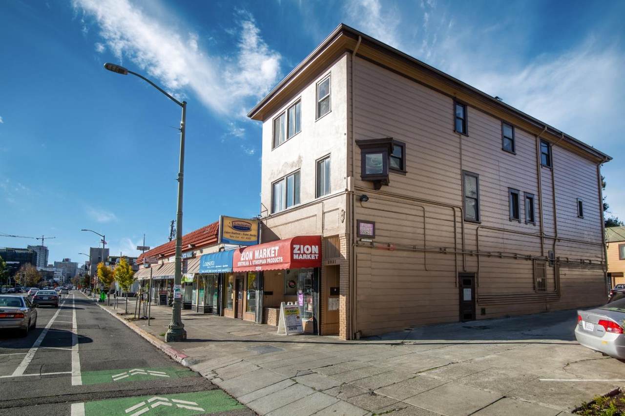 2821 Telegraph Ave - Photo 1