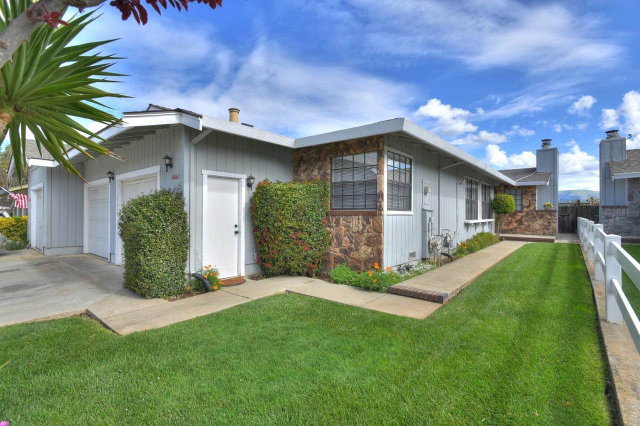 16660 Lone Hill Dr - Photo 1