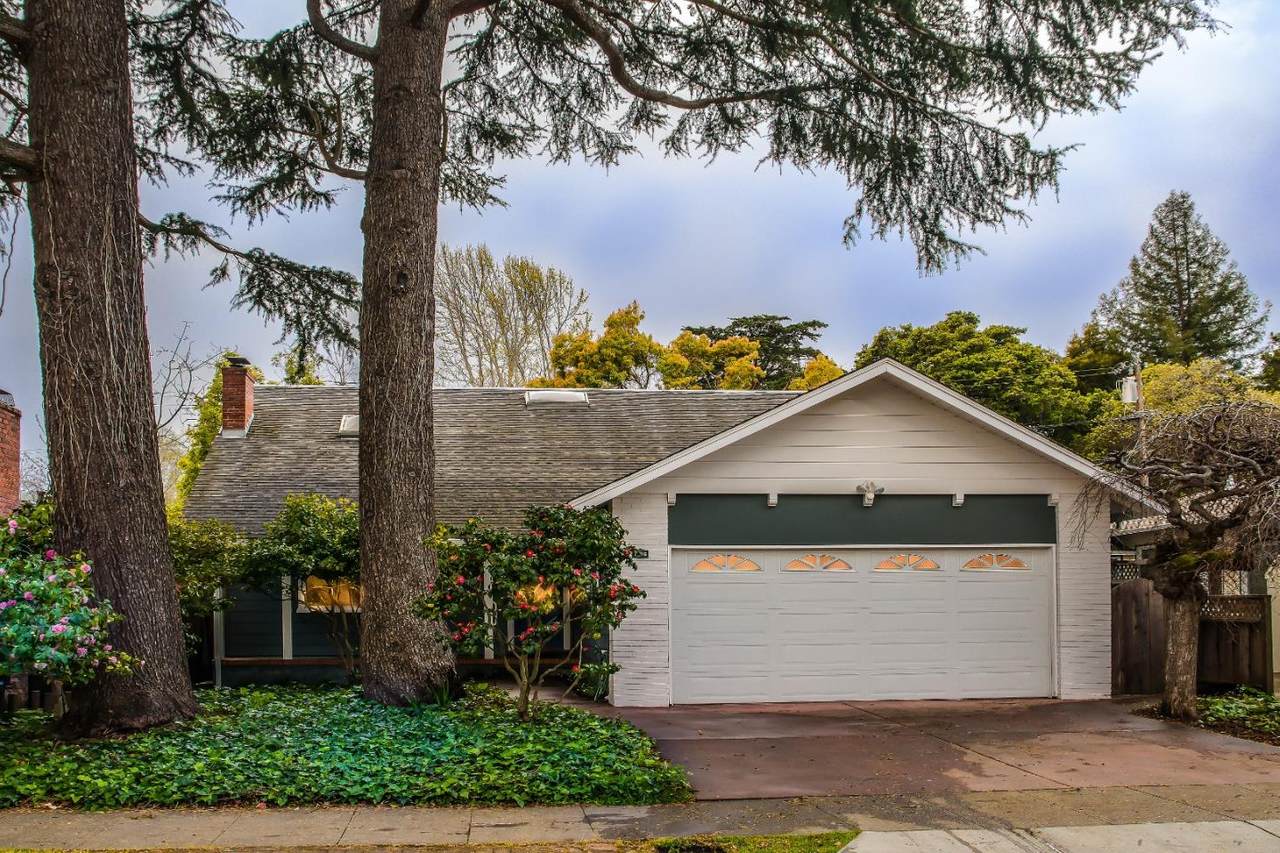 1235 Cabrillo Ave - Photo 1
