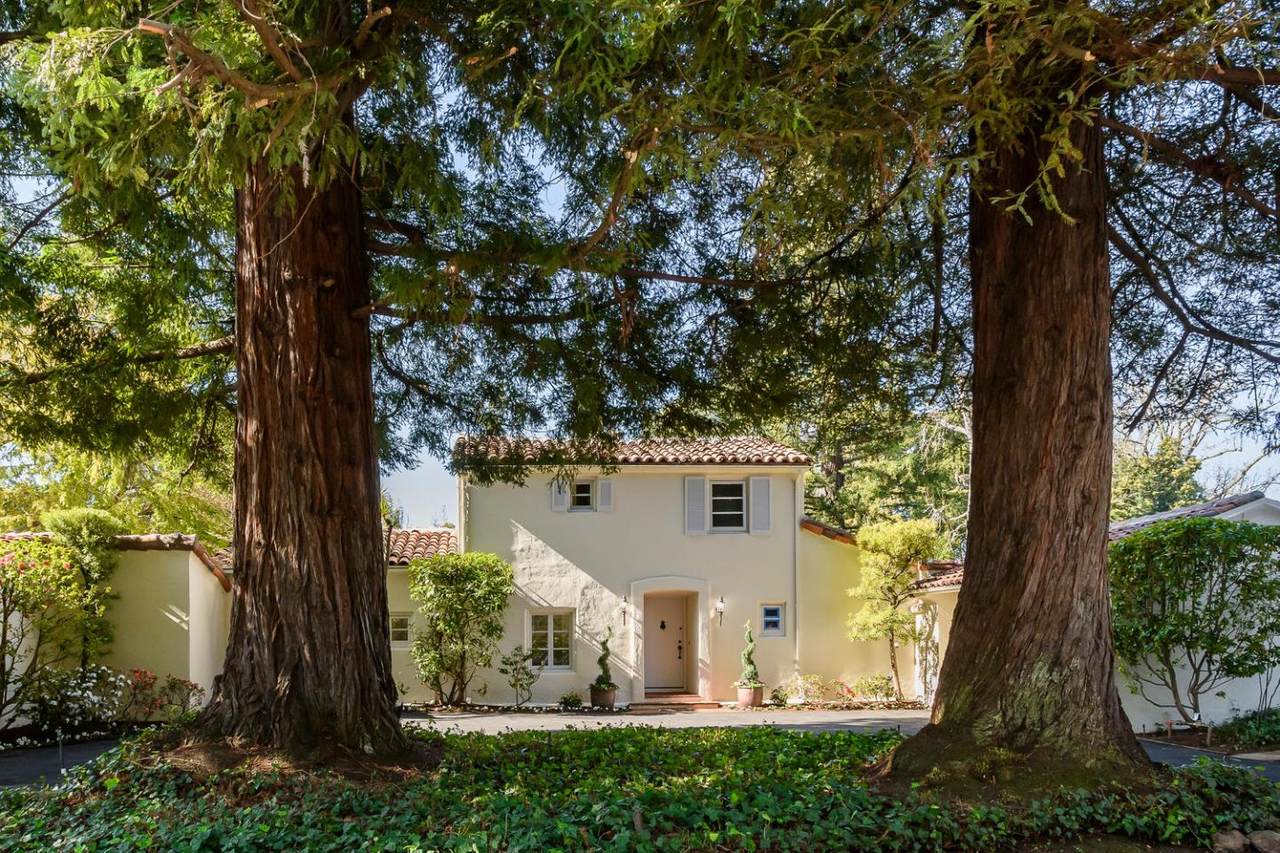 415 Ranelagh Rd - Photo 1