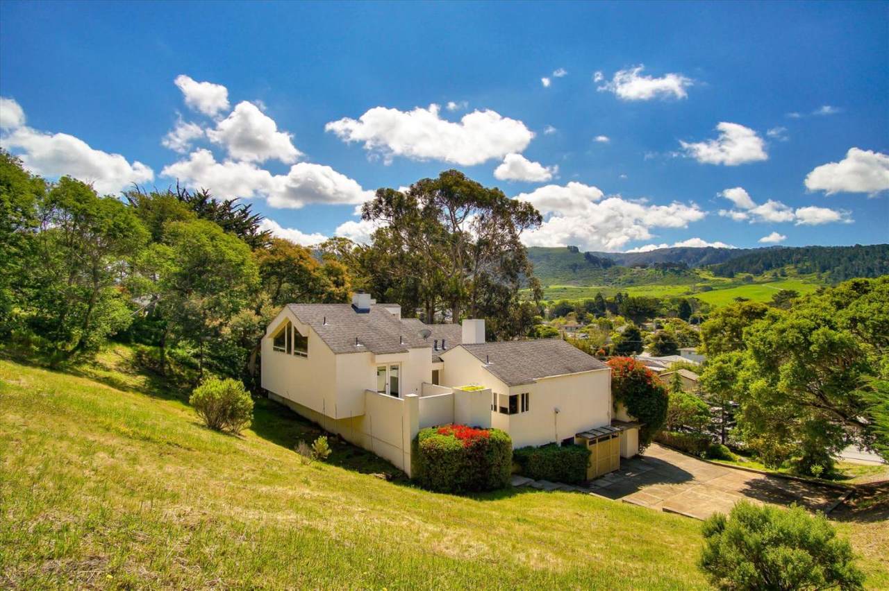 3435 Rio Rd - Photo 1