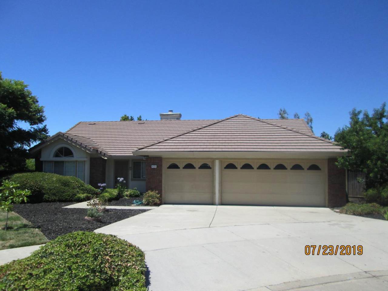 4235 Merlot Ct - Photo 1