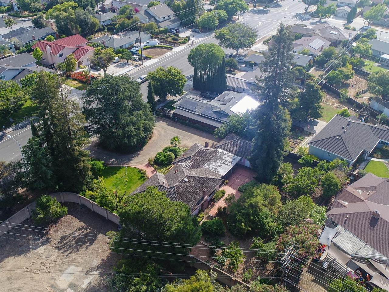 19820 Homestead Rd - Photo 1