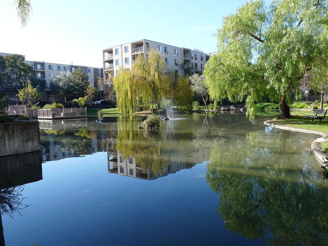 460 Civic Dr 306 - Photo 1