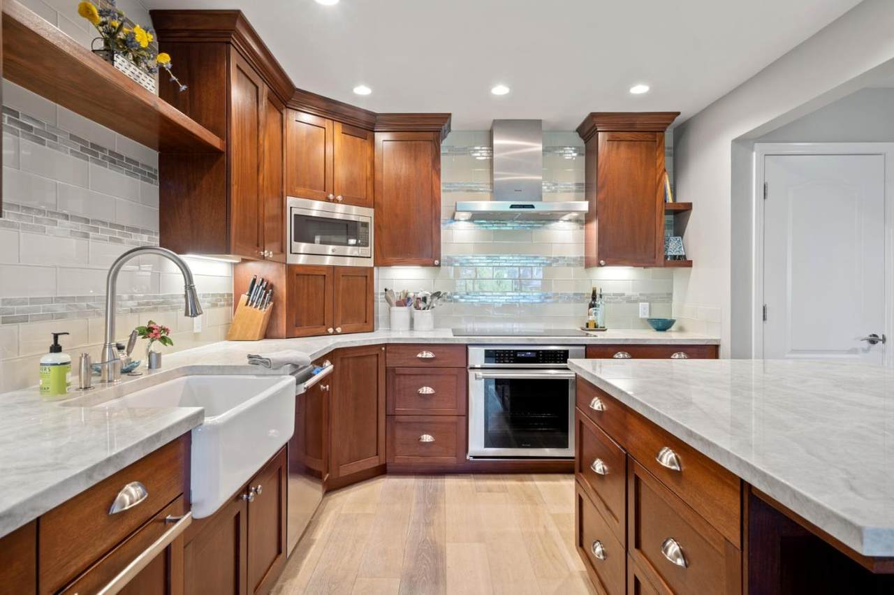 2140 Santa Cruz Ave D107 - Photo 1