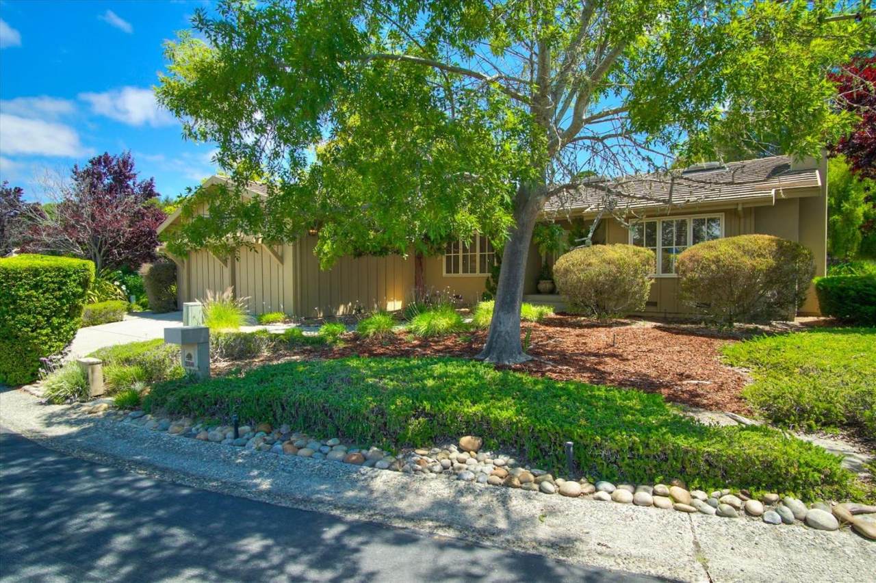 25649 Creekview Ct - Photo 1