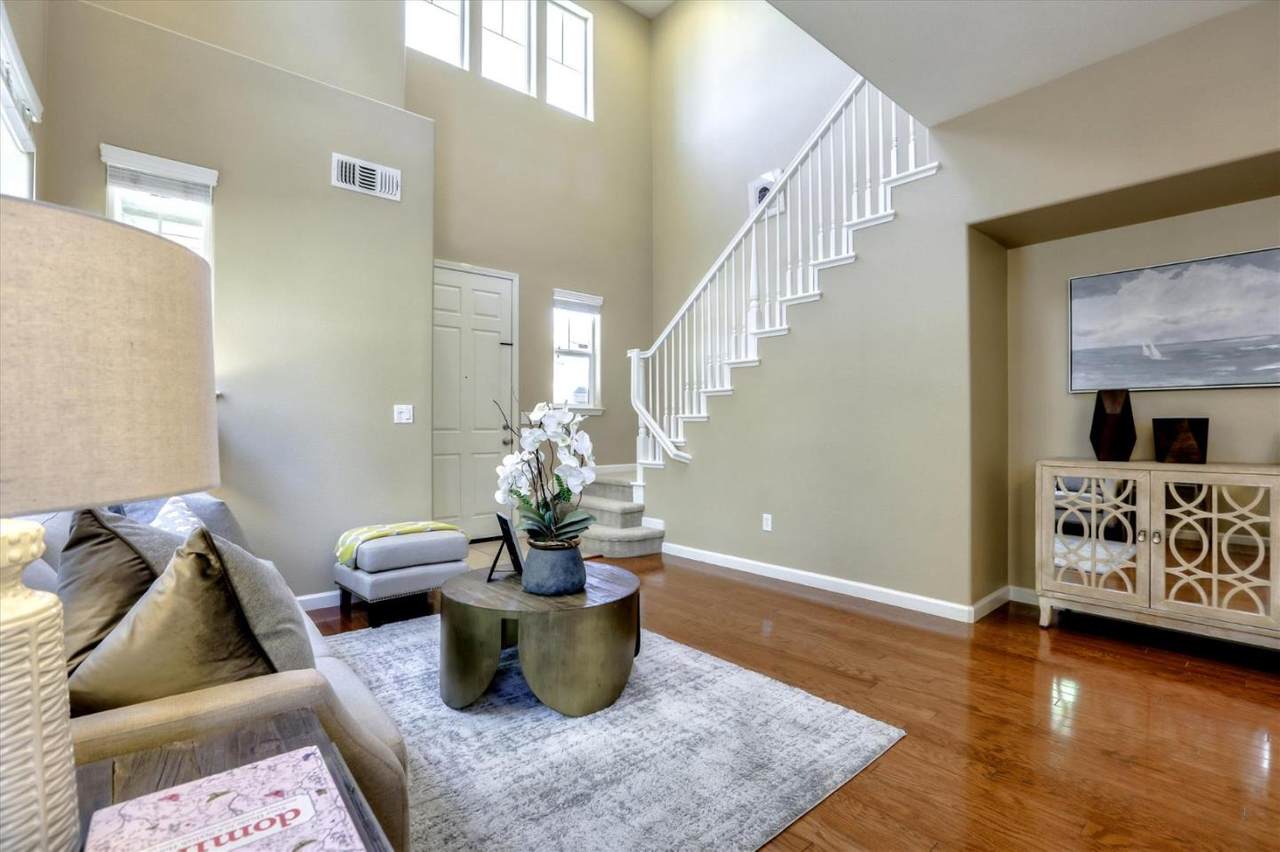 7133 Cerro Crest Dr - Photo 1