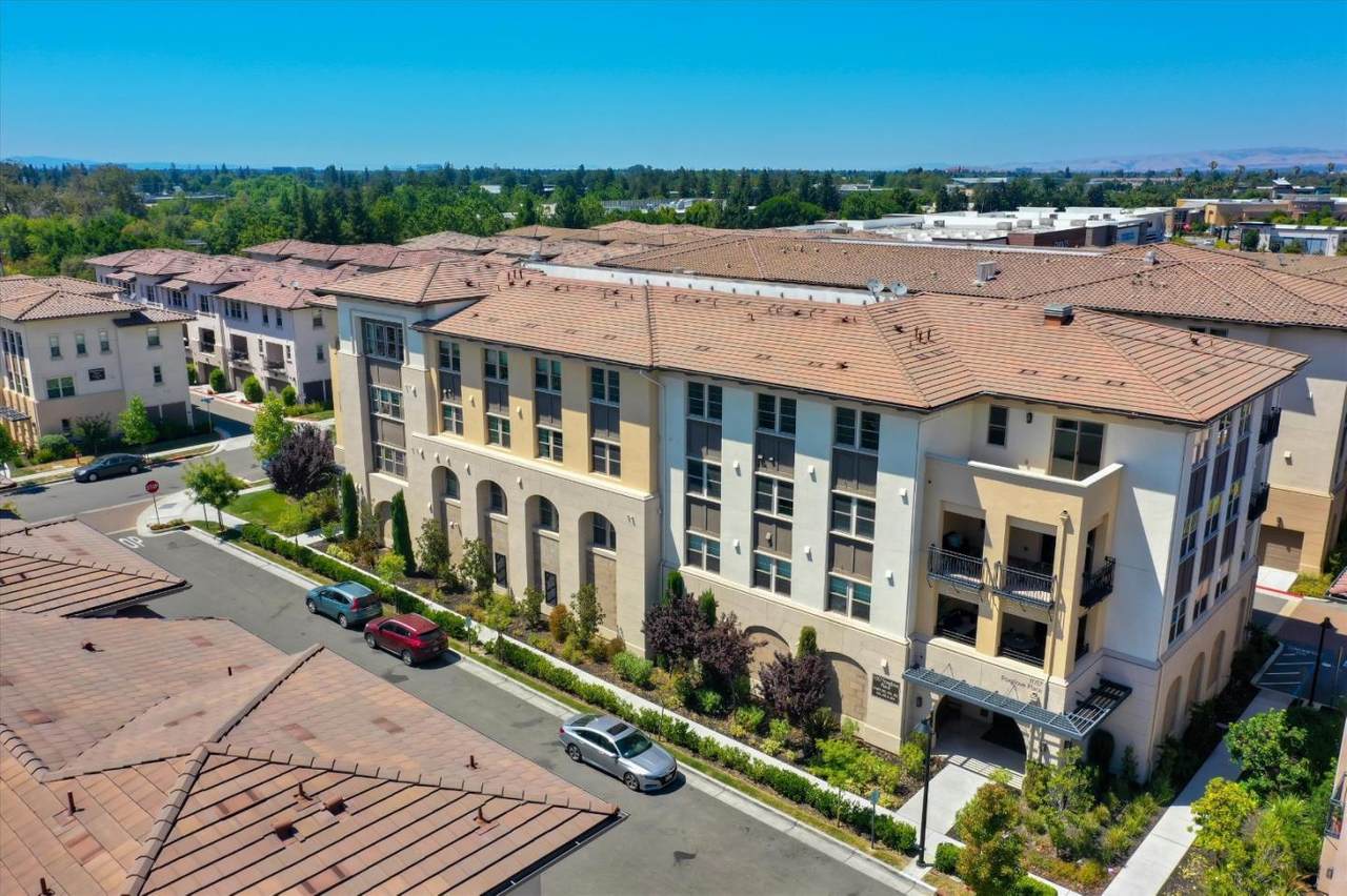 1057 Foxglove Pl 404 - Photo 1