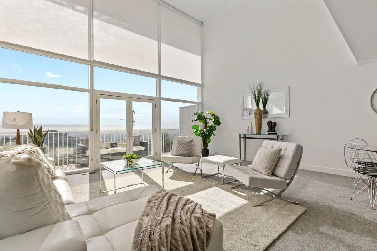 402 Portofino Dr 4 - Photo 1