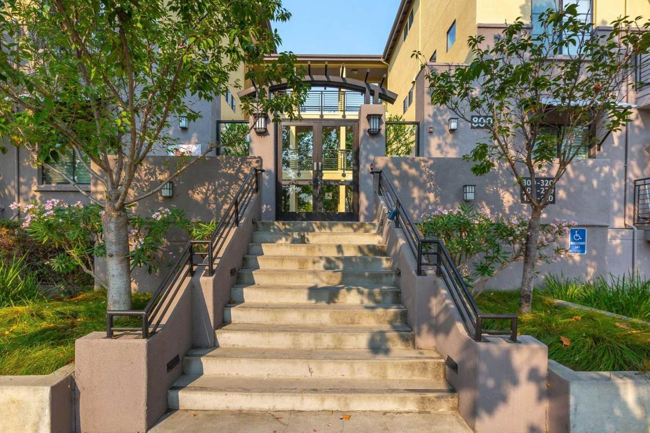 800 8th St 113 - Photo 1