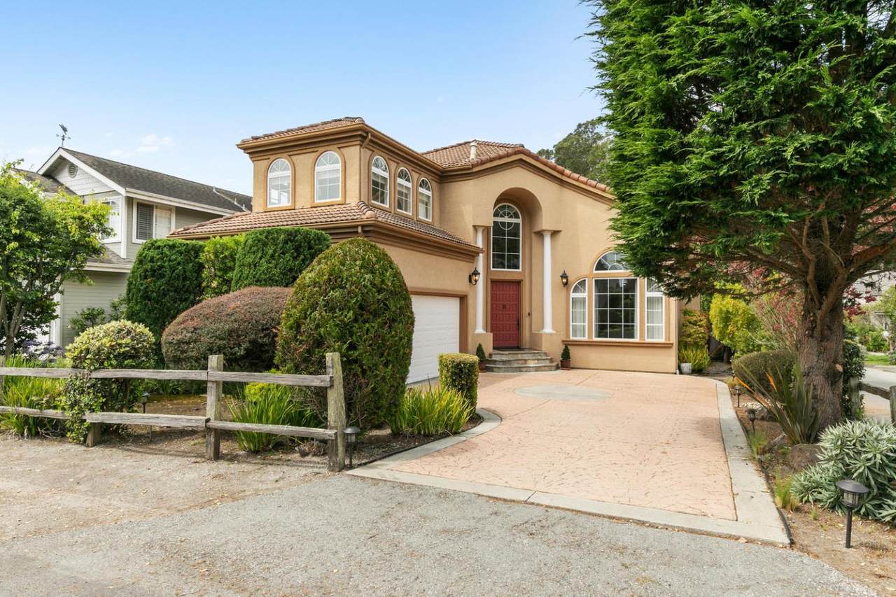 365 Coronado Ave - Photo 1