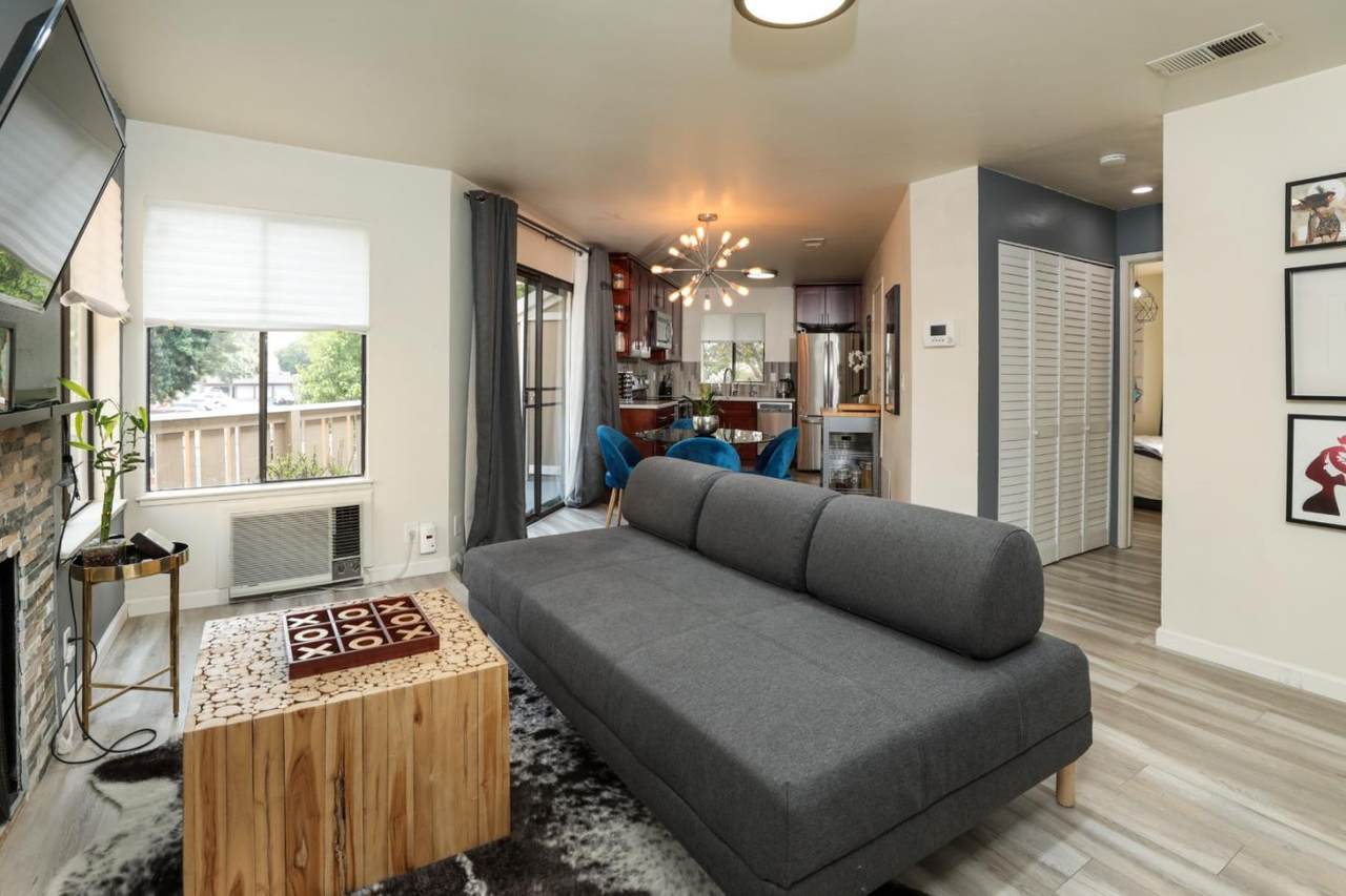 77 Rancho Dr C - Photo 1