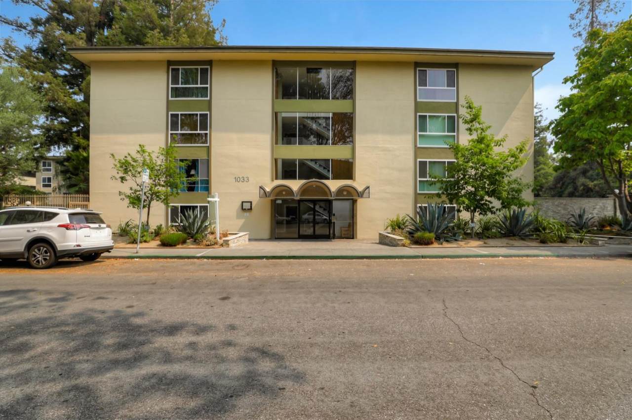 1033 Crestview Dr 206 - Photo 1