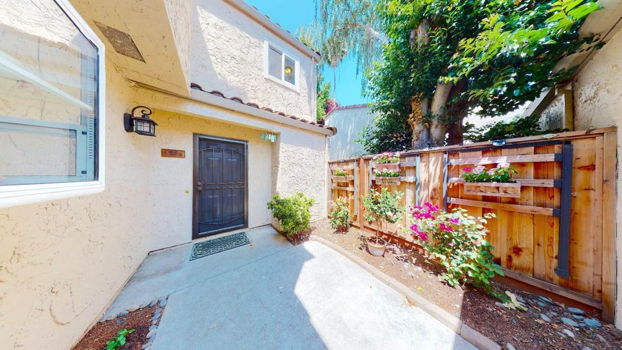 119 Mission Dr - Photo 1