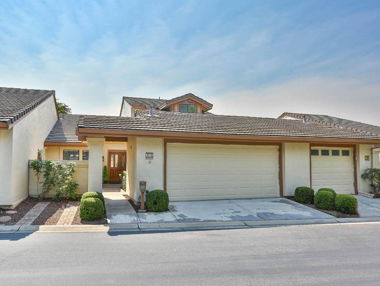 3113 Lake Albano Cir - Photo 1