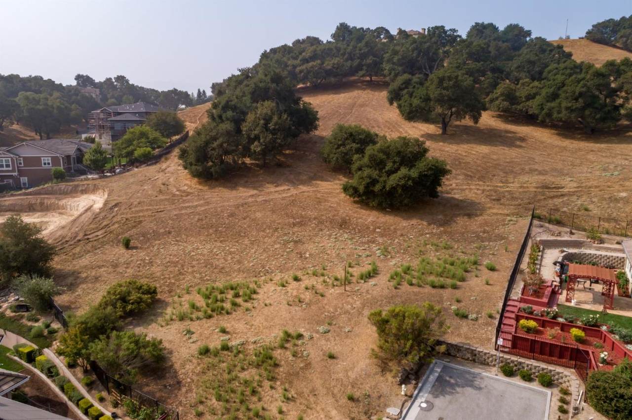 1950 Lavender Way - Photo 1
