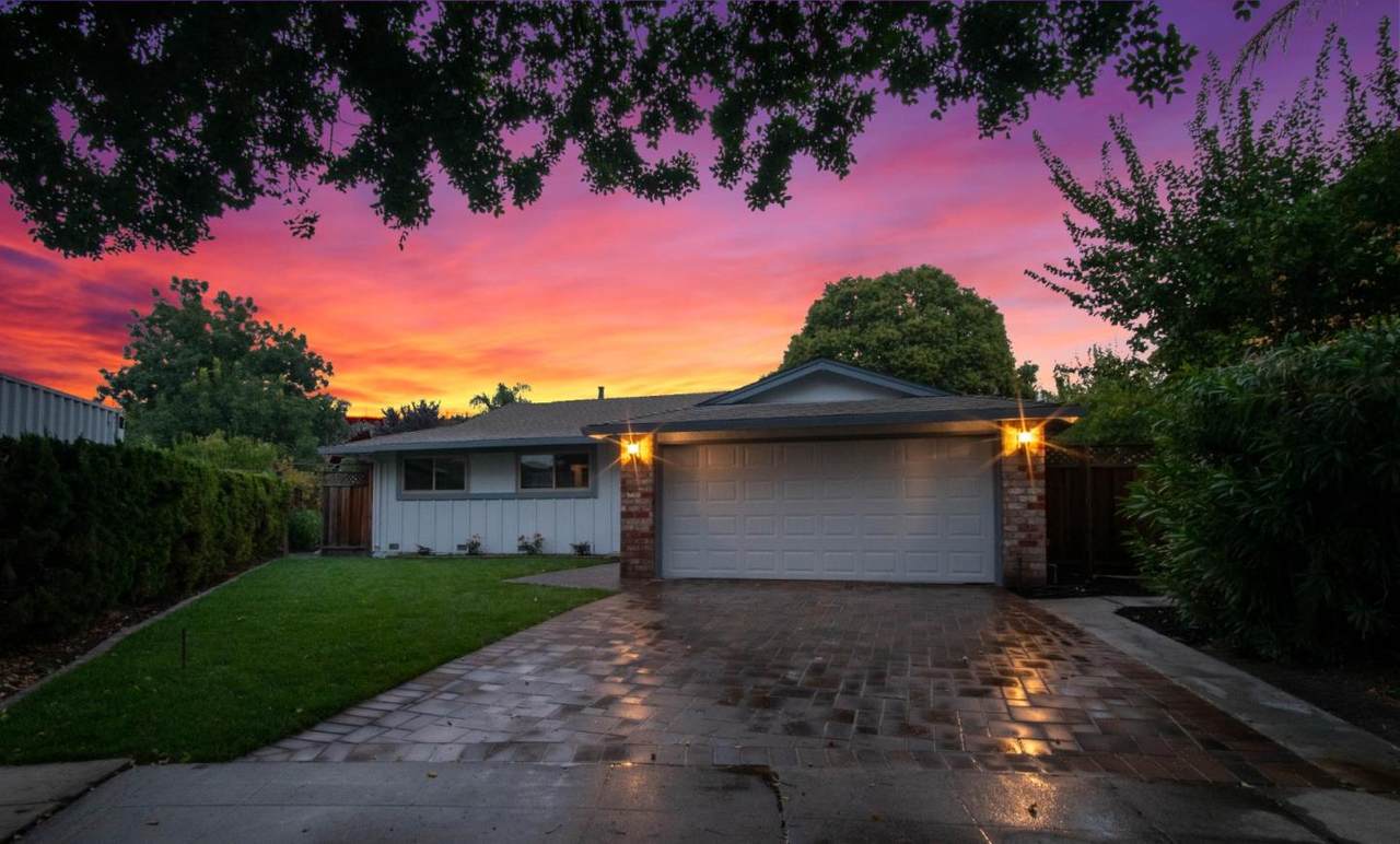 6158 Oneida Dr - Photo 1