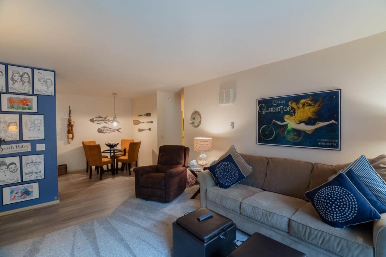 2110 Golden Oaks Ln 2110 - Photo 1