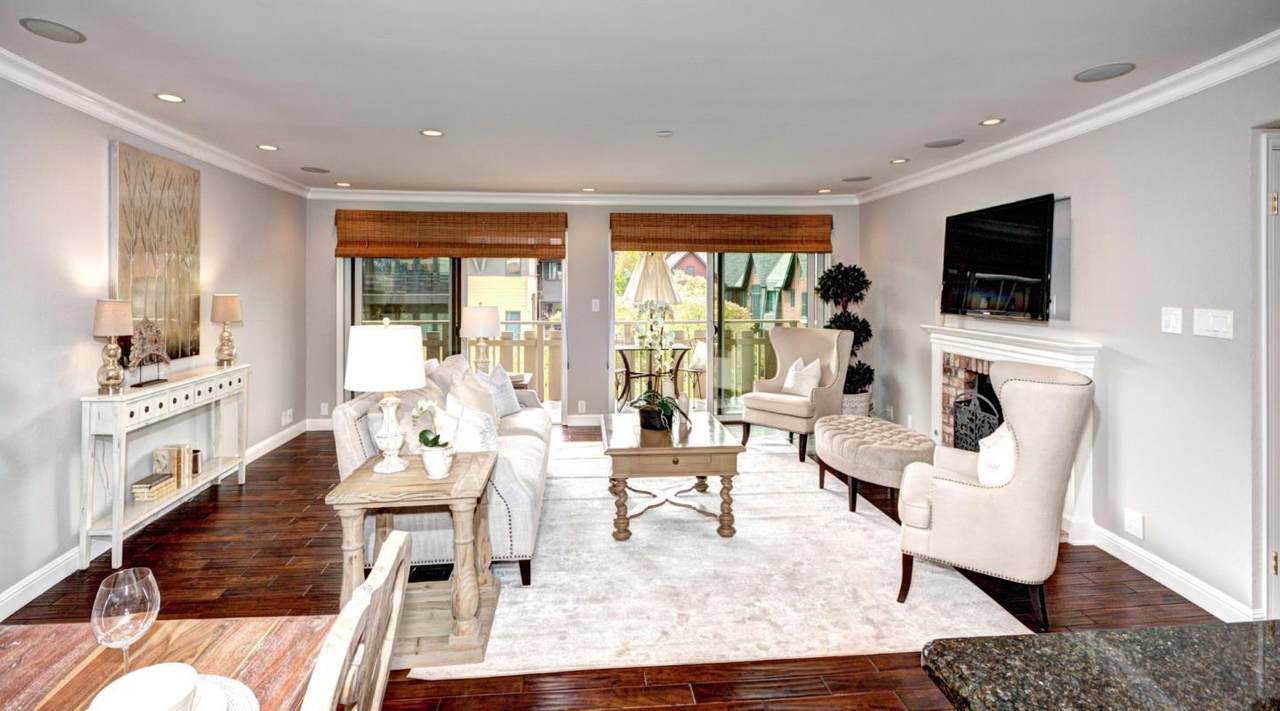 73 3rd St 32 - Photo 1