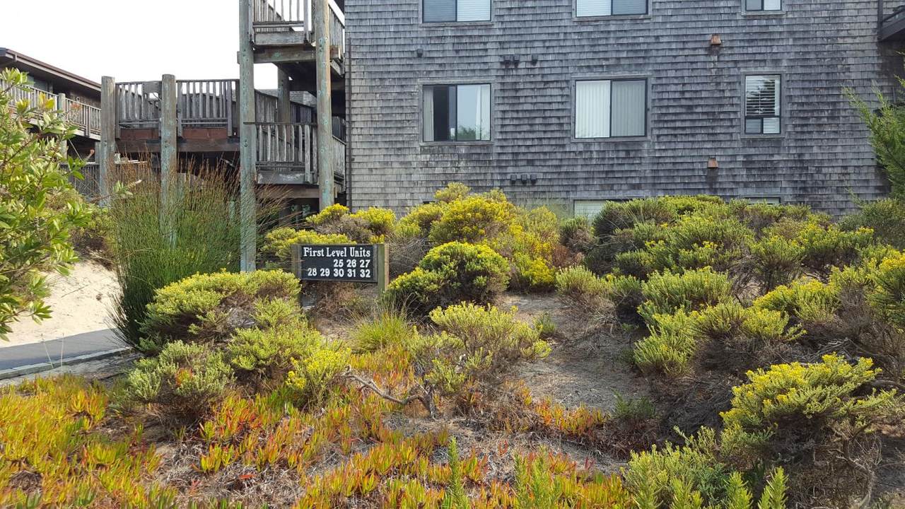 27 Pelican Pt - Photo 1