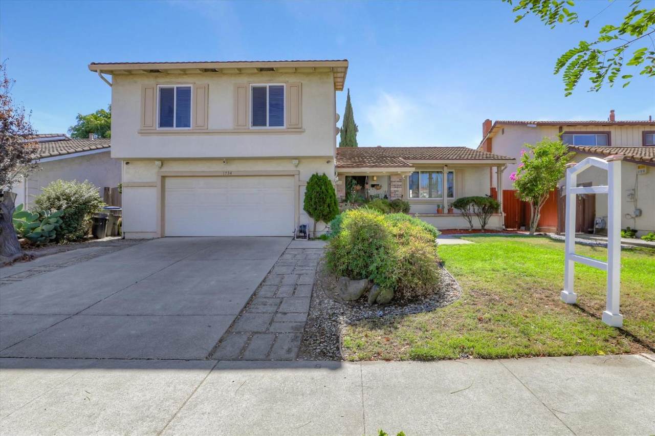 1734 Springsong Dr - Photo 1