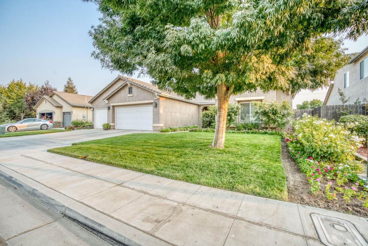 2333 Katherine Ave - Photo 1